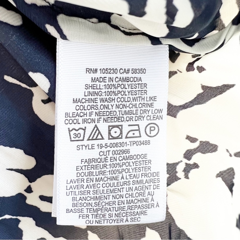JOIE Devonia Blouse in Midnight Size Small Silky Floral Print MSRP $198 - Picture 12 of 15